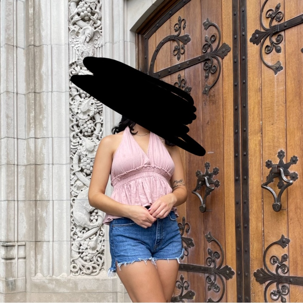 Flowy light pink tank top. Size S/M. tie at the neck. Super flattering